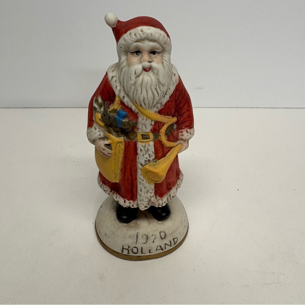 Vintage Porcelain Old World Santa Claus Figurine Holland 1920